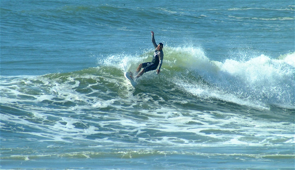(53) Dscf0020 (misc bob hall surfers).jpg   (950x550)   251 Kb                                    Click to display next picture